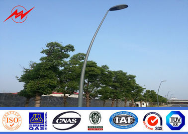 चीन High Mast Square / Yard / Industrial Street Light Poles Conical Galvanized आपूर्तिकर्ता