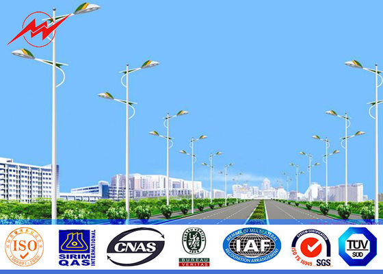 6 एम -12 मीटर ऊँचाई स्ट्रीट लाइट पोल डिग्री सेल्सियस गर्म डुबकी जस्ती सतह