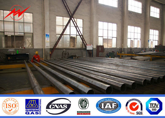 पवन प्रतिरोधी गर्म डुबकी जस्ती उच्च मास्ट टॉवर, हवाई अड्डे धातु लाइट ध्रुव