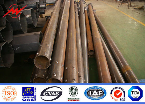 उठाने प्रणाली के साथ 45 मीटर फुटबॉल स्टेडियम उच्च मस्तूल ध्रुव प्रकाश