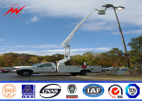 जस्ती एस 500 एमसी घुमावदार 9 एम अष्टकोणीय मिड हिंगेड स्ट्रीट लाइट डंडे 4 मिमी मोटाई के साथ