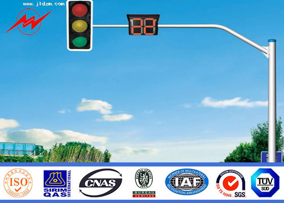इस्पात IP65 6 मीटर ट्रैफिक लाइट ध्रुव, जस्ती स्ट्रीट प्रकाश ध्रुव