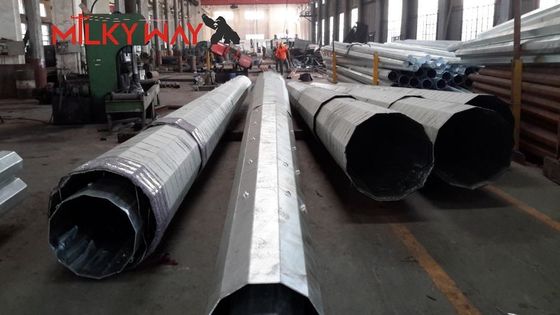 उच्च सुरक्षा कारक डिजाइन भार के साथ विद्युत संचरण के लिए गर्म डुबकी जस्ती स्टील उपयोगिता पोल
