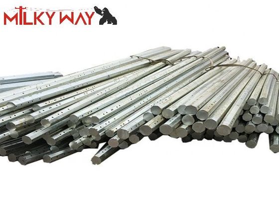 3-4mm Gr50 स्टील सामग्री गल्वानाइज्ड इलेक्ट्रिकल पावर पोल के साथ चढ़ाई रिंग और सुरक्षित बिजली वितरण के लिए